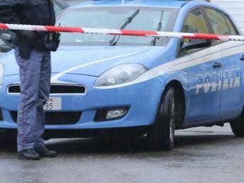 Torino, uomo ucciso e fatto a pezzi. Il 26enne accusato dell’omicidio: “Eravamo sotto effetto di droghe, volevamo buttarlo nel fiume”