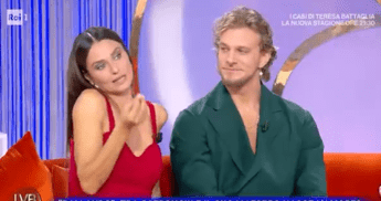 Ballando, Anna Safroncik chiarisce il rapporto con Leonardo Lini: “Normale cercare il contatto con lui, è il mio insegnante”