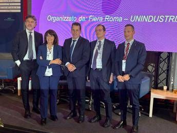 Blue Planet Economy Forum, Latrofa: “360 milioni di investimenti e per futuro di quelli del Lazio”
